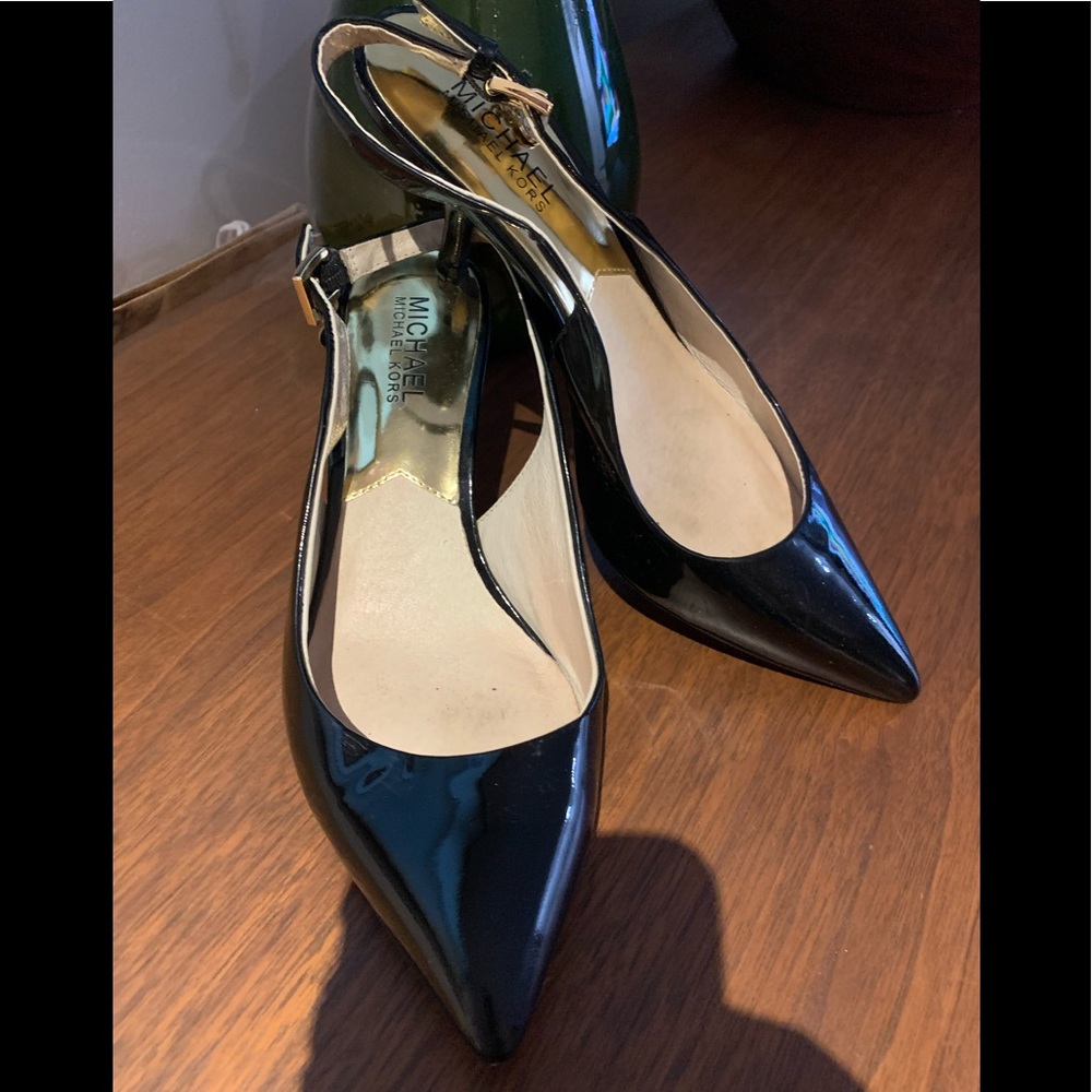 MICHAEL KORS Patent Leather,black slingback, Sz6.5
